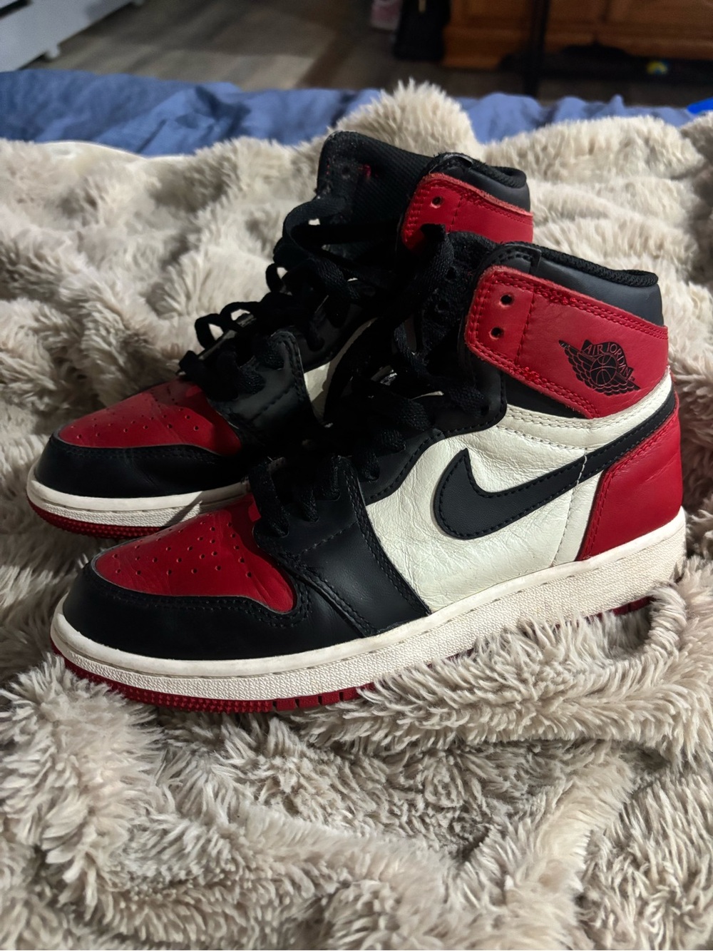 Jordan 1 high size 4.5Y